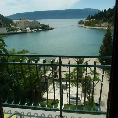 Bartulovic Διαμέρισμα