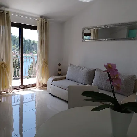 Apartamento Bartulovic Blace
